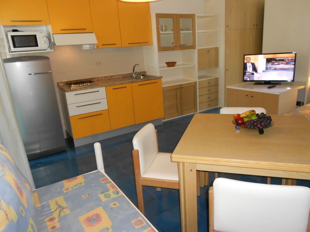 Appartamenti Vacanza Albatros Lignano Sabbiadoro Ngoại thất bức ảnh
