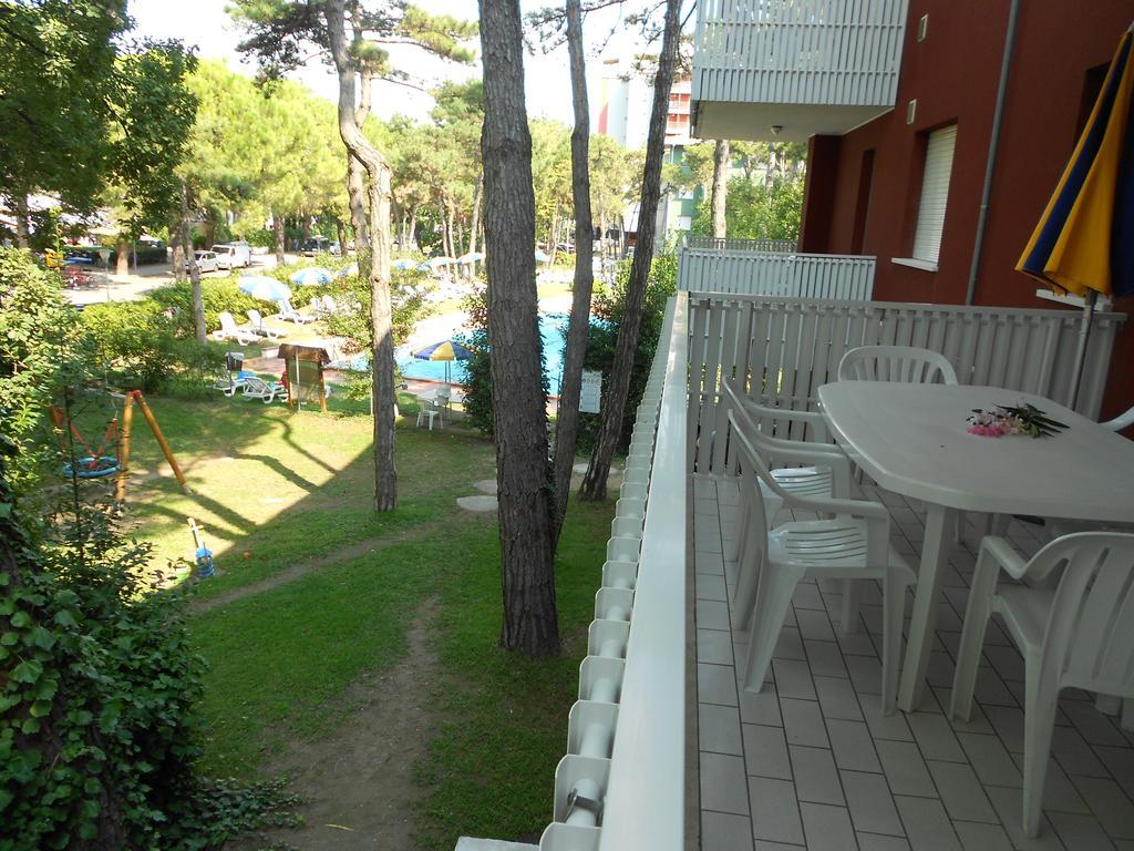 Appartamenti Vacanza Albatros Lignano Sabbiadoro Ngoại thất bức ảnh